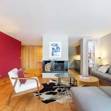 Alpine Panorama Spacious Mountain Retreat