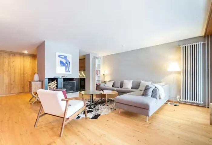 度假居 Alpine Panorama Spacious Mountain Retreat 克莱恩 蒙塔纳