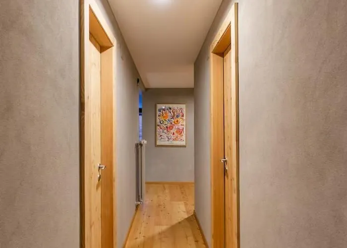 度假居 Alpine Panorama Spacious Mountain Retreat *